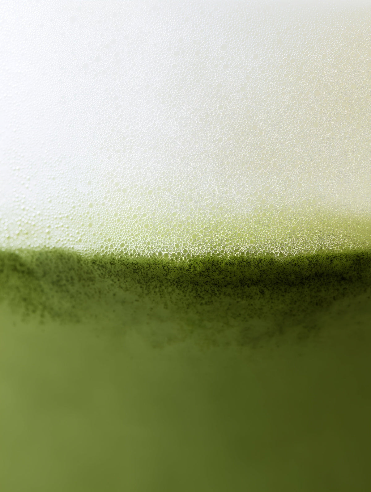 HOW TO MAKE MATCHA AT HOME—WITHOUT TURNING IT INTO A SCIENCE PROJECT